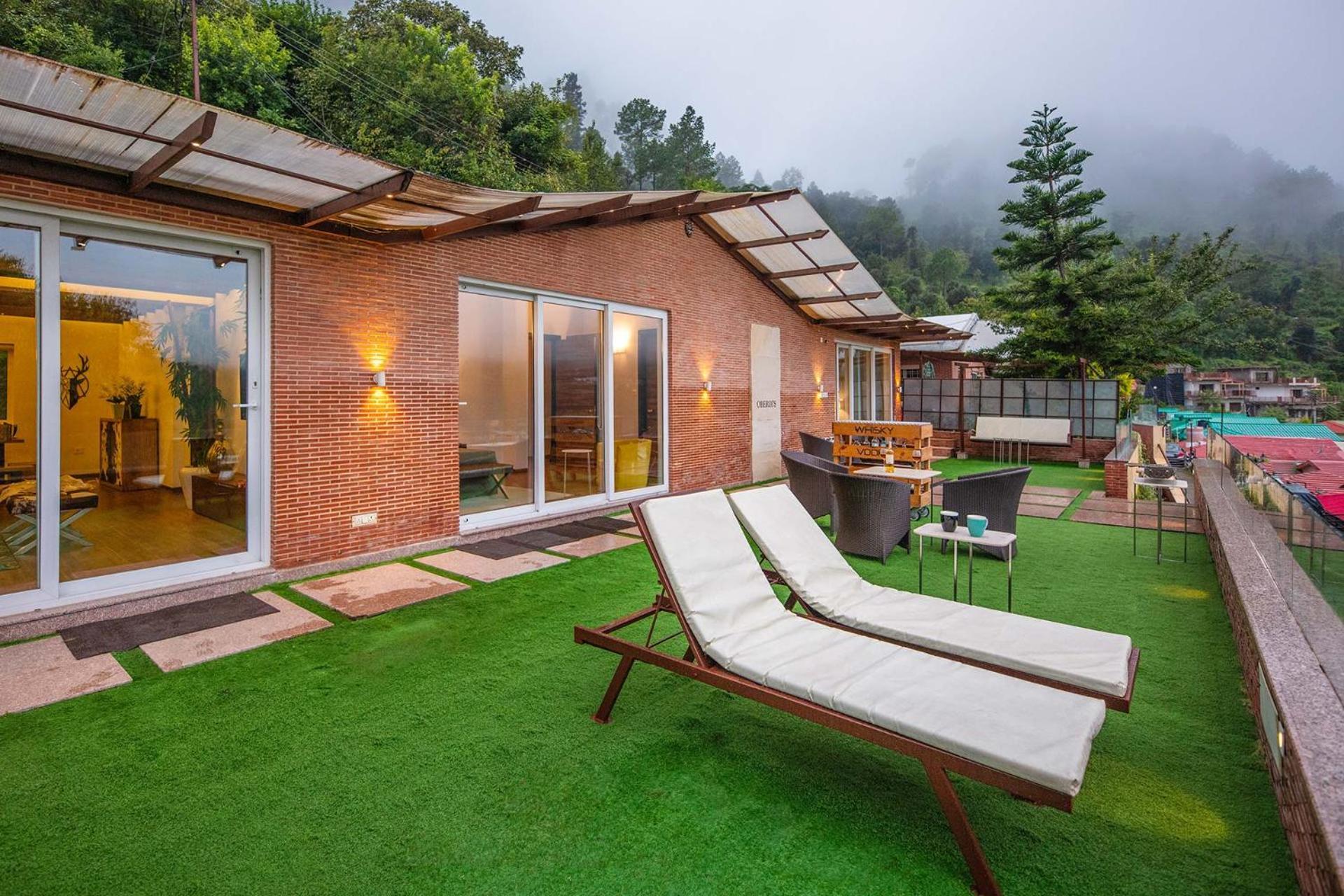 Stayvista At Oberoi'S Chalet Bhīm Tāl Exterior foto